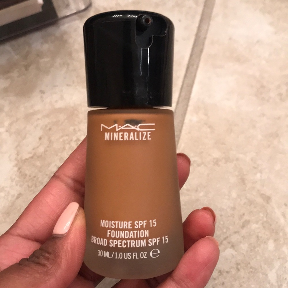 Mac Foundation